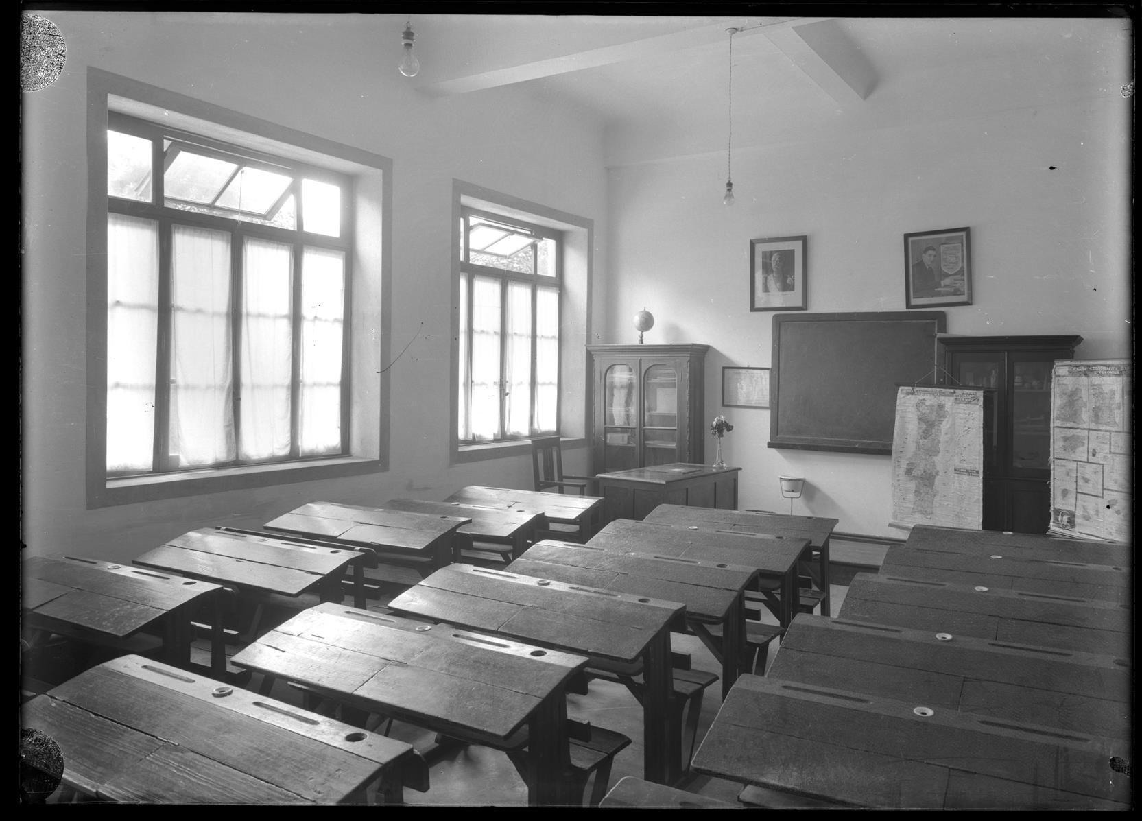 Asilo Profissional do Terço : uma sala de aulas