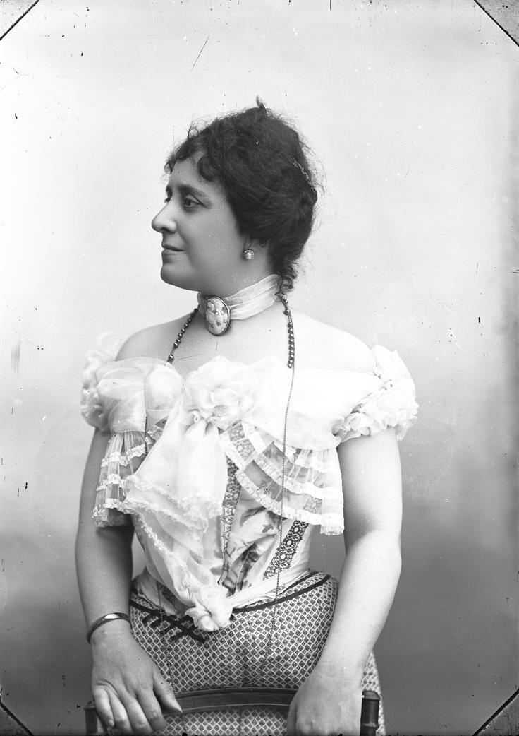 Retrato da atriz Adelaide Coutinho