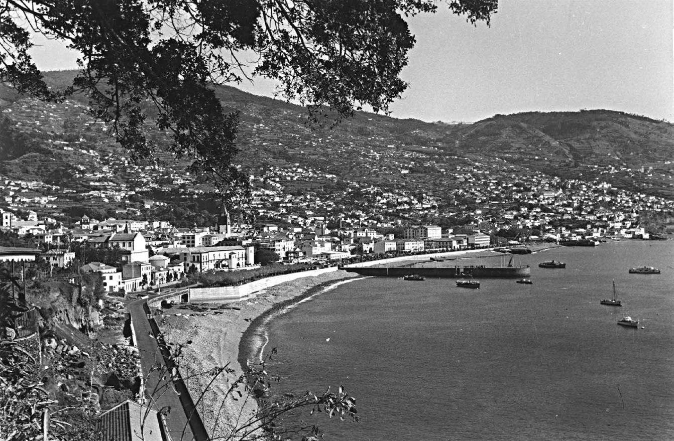 Madeira : aspecto do Funchal