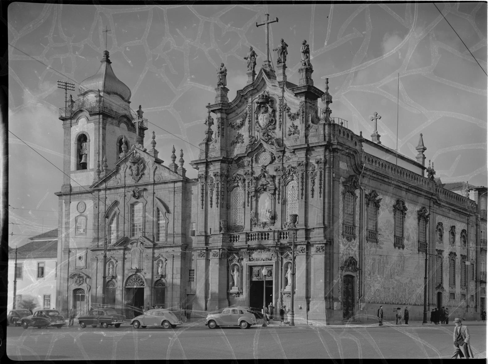 Um século de arquitectura e talha do Noroeste de Portugal : Porto : igreja da Ordem Terceira do Carmo