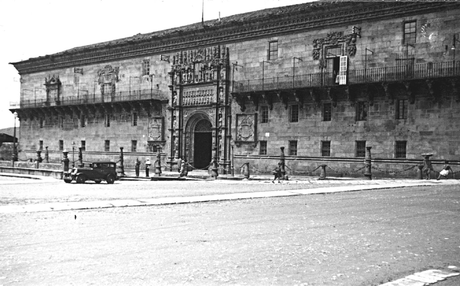 Santiago de Compostela : Espanha : fachada principal do hospital
