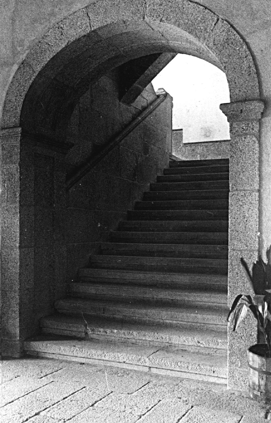 Igreja de Travanca : cocnelho de Amarante : escada do convento