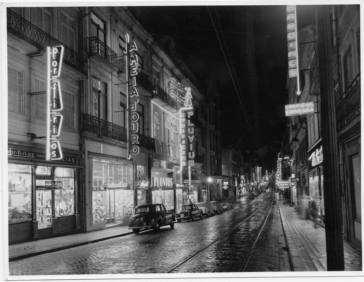A cidade na época em que a iluminação pública de azeite foi substituída pela de gás : Rua de Santa Catarina